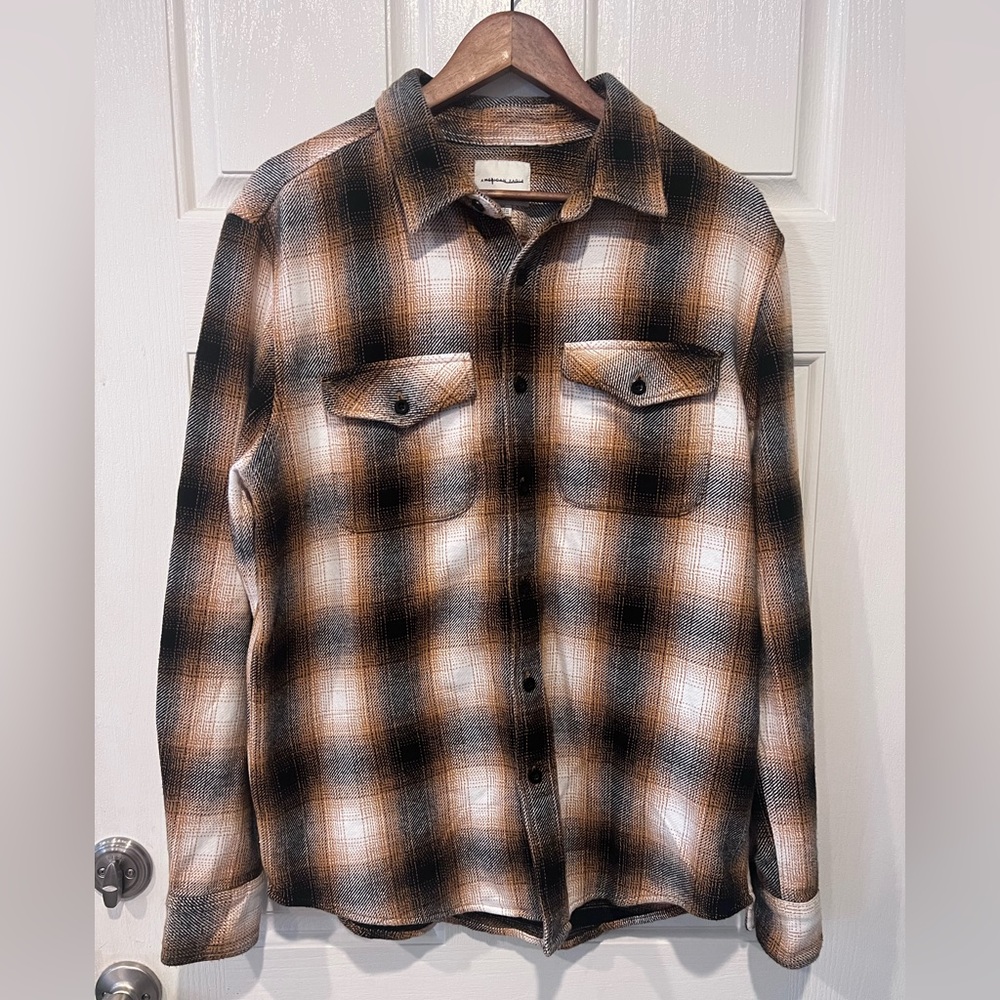 American Eagle thicker flannel - men’s large - EUC
